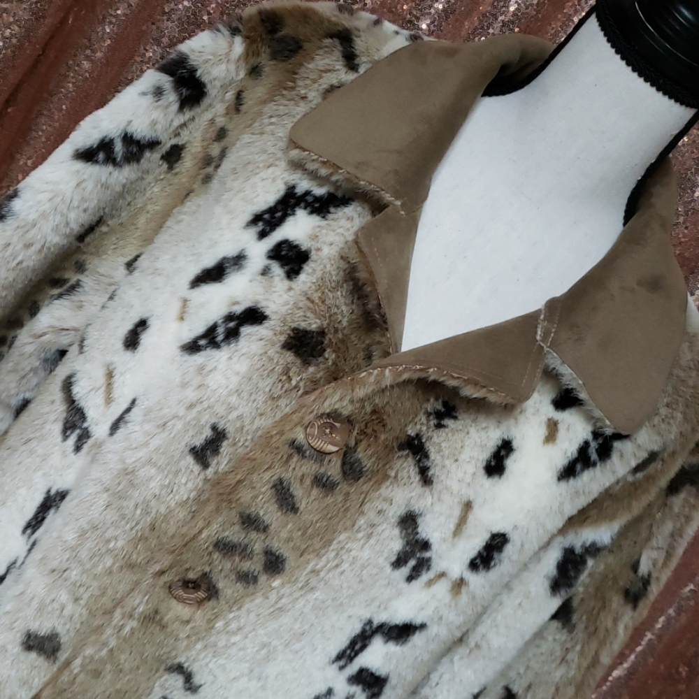 Coat - Picture 4 of 6